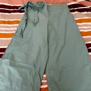 Anthropologie Fei Cropped Pants, size 0